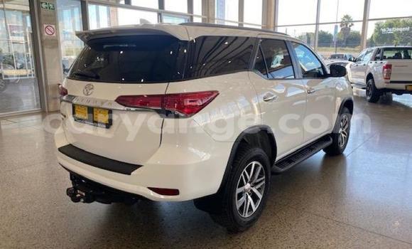 Buy Used Toyota Fortuner White Car in Walvis Bay in Namibia Buy Used Toyota Fortuner White Car in Walvis Bay in Namibia