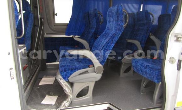 Buy Used Mercedes Viano White Car in Windhoek in Namibia Buy Used Mercedes Viano White Car in Windhoek in Namibia