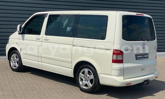 Buy Used Volkswagen Caravelle White Car in Windhoek in Namibia Buy Used Volkswagen Caravelle White Car in Windhoek in Namibia