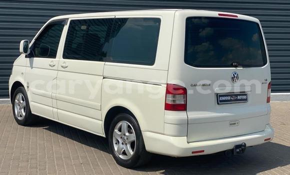 Buy Used Volkswagen Caravelle White Car in Windhoek in Namibia Buy Used Volkswagen Caravelle White Car in Windhoek in Namibia