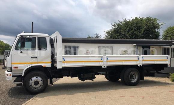 Buy Used Nissan UD White Truck in Rundu in Namibia Buy Used Nissan UD White Truck in Rundu in Namibia