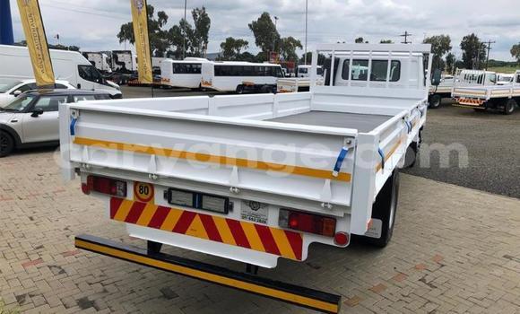 Buy Used Nissan UD White Truck in Rundu in Namibia Buy Used Nissan UD White Truck in Rundu in Namibia