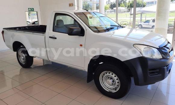 Buy Used Isuzu KB White Car in Windhoek in Namibia Buy Used Isuzu KB White Car in Windhoek in Namibia