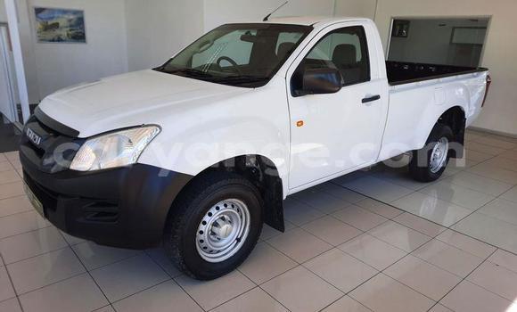 Buy Used Isuzu KB White Car in Windhoek in Namibia Buy Used Isuzu KB White Car in Windhoek in Namibia