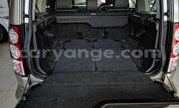 Acheter Occasion Voiture Land Rover Discovery Beige à Walvis Bay, Namibie Acheter Occasion Voiture Land Rover Discovery Beige à Walvis Bay, Namibie