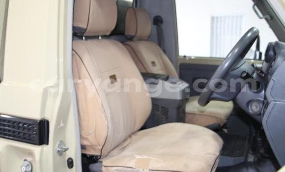 Buy Used Toyota Land Cruiser Beige Car in Windhoek in Namibia Buy Used Toyota Land Cruiser Beige Car in Windhoek in Namibia
