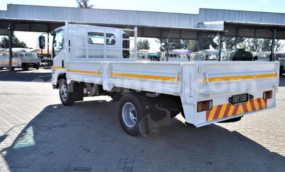 Acheter Occasion Utilitaire Isuzu FTR 850 Blanc à Karasburg, Karas Acheter Occasion Utilitaire Isuzu FTR 850 Blanc à Karasburg, Karas