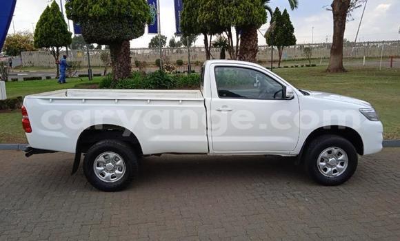 Buy Used Toyota Hilux White Car in Windhoek in Namibia Buy Used Toyota Hilux White Car in Windhoek in Namibia