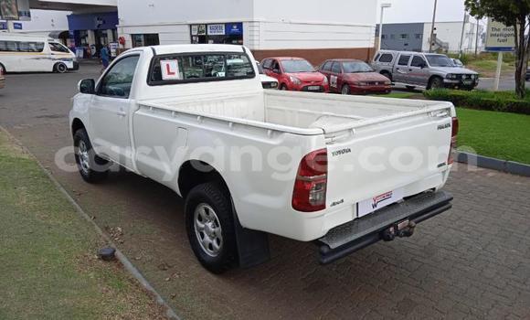 Buy Used Toyota Hilux White Car in Windhoek in Namibia Buy Used Toyota Hilux White Car in Windhoek in Namibia