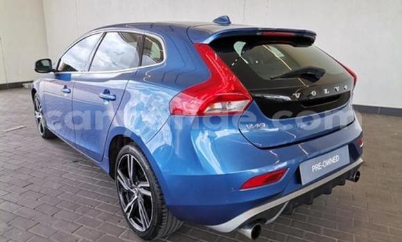 Acheter Occasion Voiture Volvo V40 Bleu à Karasburg, Karas Acheter Occasion Voiture Volvo V40 Bleu à Karasburg, Karas