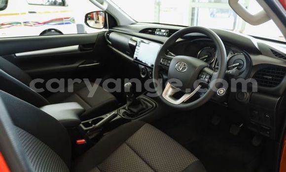 Acheter Occasion Voiture Toyota Hilux Rouge à Karasburg, Karas Acheter Occasion Voiture Toyota Hilux Rouge à Karasburg, Karas