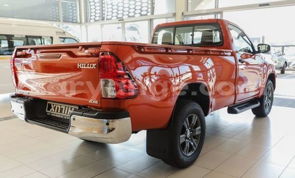 Acheter Occasion Voiture Toyota Hilux Rouge à Karasburg, Karas Acheter Occasion Voiture Toyota Hilux Rouge à Karasburg, Karas
