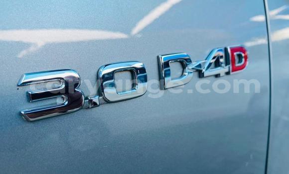 Acheter Occasion Voiture Toyota Hilux Bleu à Walvis Bay, Namibie Acheter Occasion Voiture Toyota Hilux Bleu à Walvis Bay, Namibie