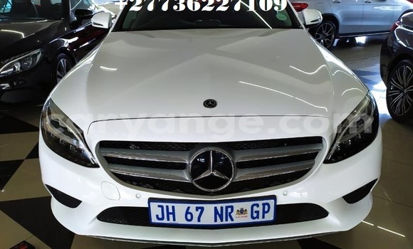 Buy Used Mercedes-Benz C–Class White Car in Windhoek in Namibia Buy Used Mercedes-Benz C–Class White Car in Windhoek in Namibia