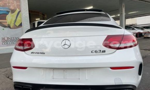 Buy Used Mercedes-Benz C–Class White Car in Okahandja in Namibia Buy Used Mercedes-Benz C–Class White Car in Okahandja in Namibia
