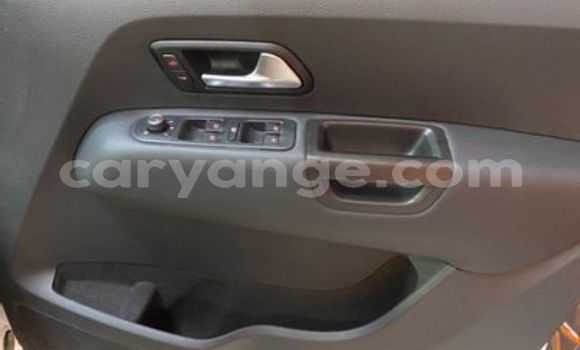 Buy Used Volkswagen Amarok White Car in Karasburg in Karas Buy Used Volkswagen Amarok White Car in Karasburg in Karas