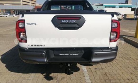 Buy Used Toyota Hilux White Car in Swakopmund in Namibia Buy Used Toyota Hilux White Car in Swakopmund in Namibia