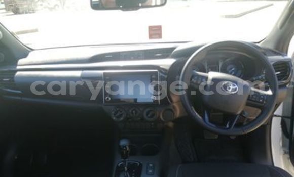 Buy Used Toyota Hilux White Car in Swakopmund in Namibia Buy Used Toyota Hilux White Car in Swakopmund in Namibia