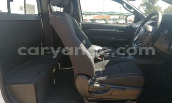 Buy Used Toyota Hilux White Car in Swakopmund in Namibia Buy Used Toyota Hilux White Car in Swakopmund in Namibia