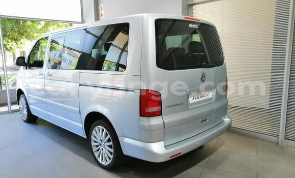 Buy Used Volkswagen Caravelle White Car in Windhoek in Namibia Buy Used Volkswagen Caravelle White Car in Windhoek in Namibia