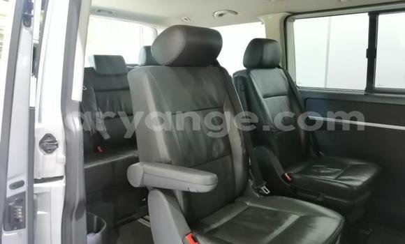 Buy Used Volkswagen Caravelle White Car in Windhoek in Namibia Buy Used Volkswagen Caravelle White Car in Windhoek in Namibia