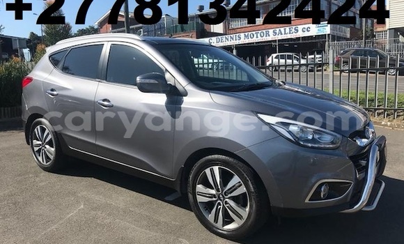 Buy Used Hyundai Ix35 Silver Car in Windhoek in Namibia