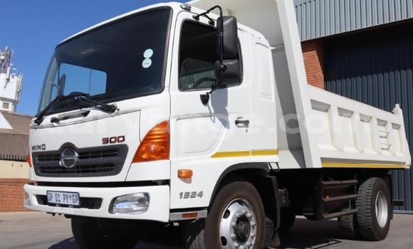 Buy Used Hino 300 Series White Truck in Windhoek in Namibia Buy Used Hino 300 Series White Truck in Windhoek in Namibia