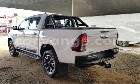 Acheter Occasion Voiture Toyota Hilux Blanc à Windhoek, Namibie Acheter Occasion Voiture Toyota Hilux Blanc à Windhoek, Namibie