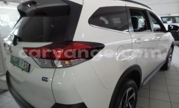 Buy Used Toyota RAV4 White Car in Leonardville in Omaheke Buy Used Toyota RAV4 White Car in Leonardville in Omaheke