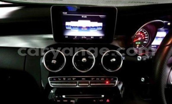 Acheter Occasion Voiture Mercedes-Benz C–Class Gris à Windhoek, Namibie Acheter Occasion Voiture Mercedes-Benz C–Class Gris à Windhoek, Namibie