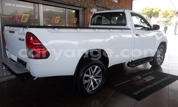 Buy Used Toyota Hilux White Car in Windhoek in Namibia Buy Used Toyota Hilux White Car in Windhoek in Namibia