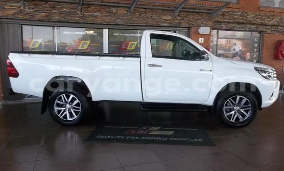 Buy Used Toyota Hilux White Car in Windhoek in Namibia Buy Used Toyota Hilux White Car in Windhoek in Namibia