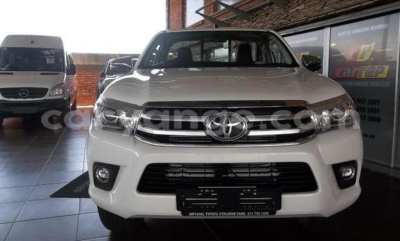 Buy Used Toyota Hilux White Car in Windhoek in Namibia Buy Used Toyota Hilux White Car in Windhoek in Namibia