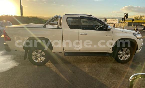 Buy Used Toyota Hilux White Car in Windhoek in Namibia Buy Used Toyota Hilux White Car in Windhoek in Namibia