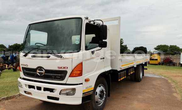Acheter Occasion Utilitaire Hino Ranger Blanc à Windhoek, Namibie