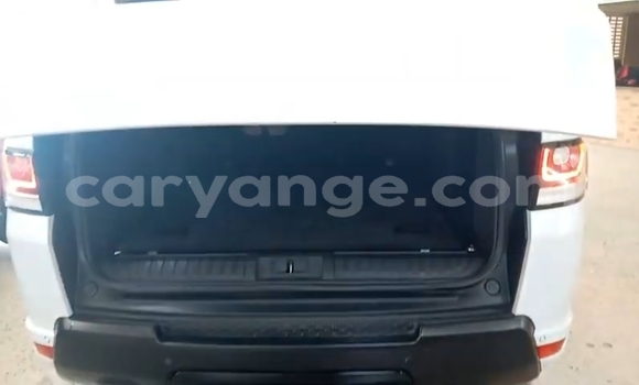 Buy Used Land Rover Range Rover Sport White Car in Windhoek in Namibia Buy Used Land Rover Range Rover Sport White Car in Windhoek in Namibia