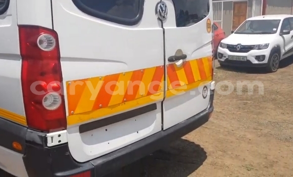 Buy Used Volkswagen Caravelle White Car in Windhoek in Namibia Buy Used Volkswagen Caravelle White Car in Windhoek in Namibia