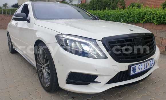 Buy Used Mercedes-Benz S–Class White Car in Windhoek in Namibia Buy Used Mercedes-Benz S–Class White Car in Windhoek in Namibia