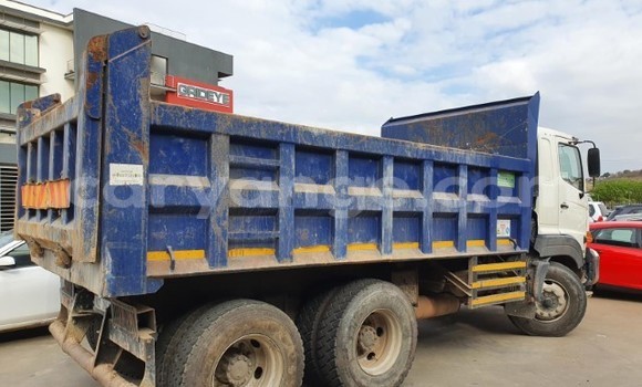 Buy Used Hino Ranger White Truck in Windhoek in Namibia Buy Used Hino Ranger White Truck in Windhoek in Namibia