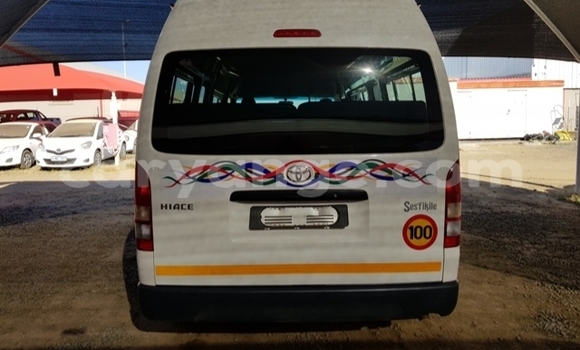 Buy Used Toyota Hi Ace White Car in Windhoek in Namibia Buy Used Toyota Hi Ace White Car in Windhoek in Namibia