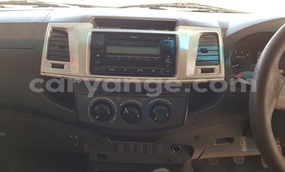 Buy Used Toyota Hilux White Car in Windhoek in Namibia Buy Used Toyota Hilux White Car in Windhoek in Namibia