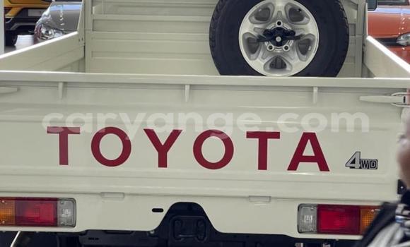Buy Used Toyota Land Cruiser White Car in Windhoek in Namibia Buy Used Toyota Land Cruiser White Car in Windhoek in Namibia