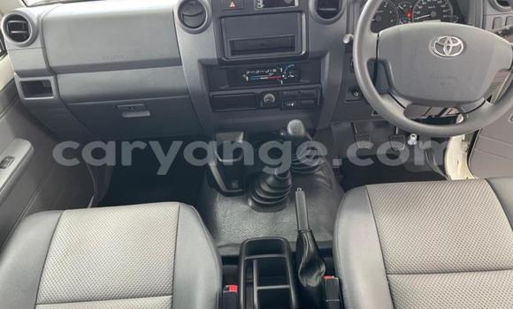 Buy Used Toyota Land Cruiser White Car in Windhoek in Namibia Buy Used Toyota Land Cruiser White Car in Windhoek in Namibia
