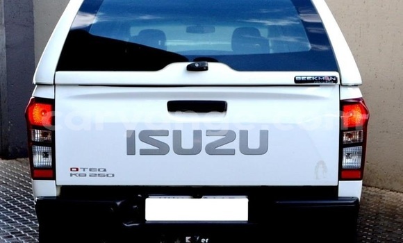 Buy Used Isuzu KB White Car in Windhoek in Namibia Buy Used Isuzu KB White Car in Windhoek in Namibia