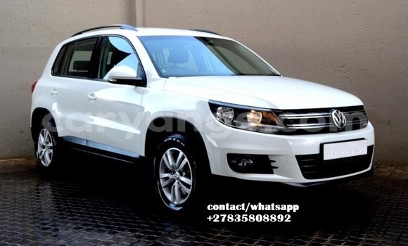 Buy Used Volkswagen Tiguan White Car in Windhoek in Namibia