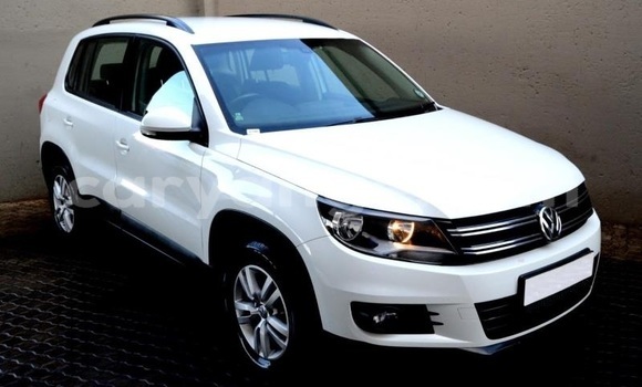 Buy Used Volkswagen Tiguan White Car in Windhoek in Namibia Buy Used Volkswagen Tiguan White Car in Windhoek in Namibia