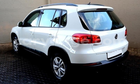 Buy Used Volkswagen Tiguan White Car in Windhoek in Namibia Buy Used Volkswagen Tiguan White Car in Windhoek in Namibia