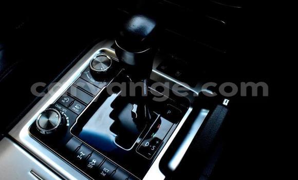 Buy Used Toyota Land Cruiser White Car in Windhoek in Namibia Buy Used Toyota Land Cruiser White Car in Windhoek in Namibia