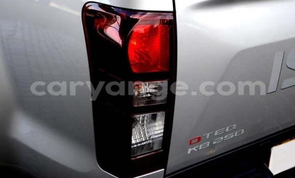 Acheter Occasion Voiture Isuzu KB Autre à Windhoek, Namibie Acheter Occasion Voiture Isuzu KB Autre à Windhoek, Namibie