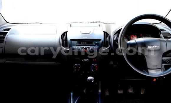 Acheter Occasion Voiture Isuzu KB Autre à Windhoek, Namibie Acheter Occasion Voiture Isuzu KB Autre à Windhoek, Namibie